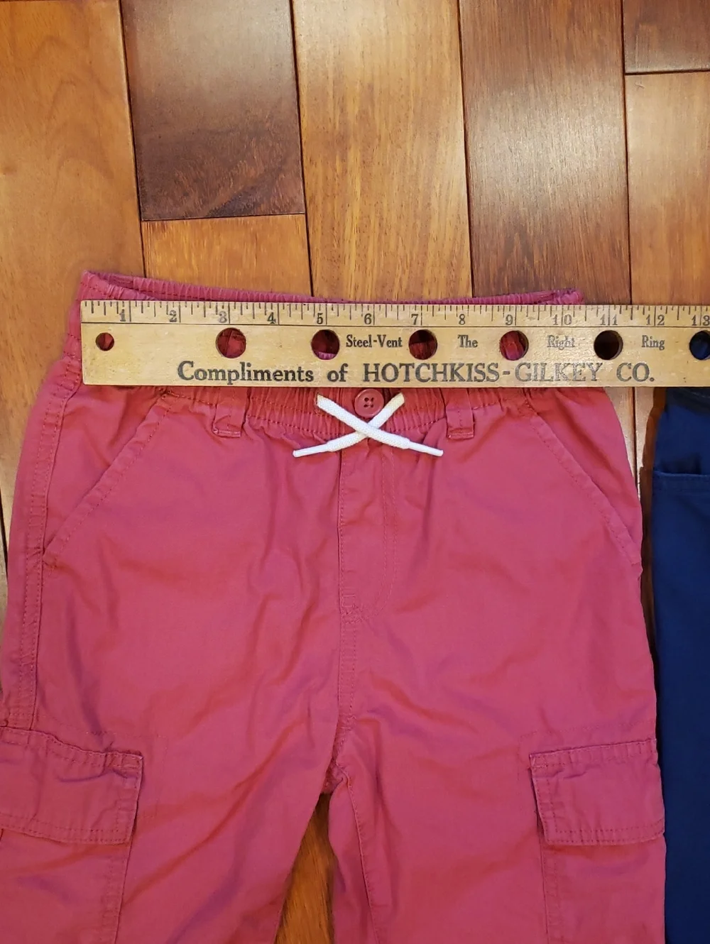 Boys Children's Place Size 8 shorts. Coral Cargo and Navy Flat Front.